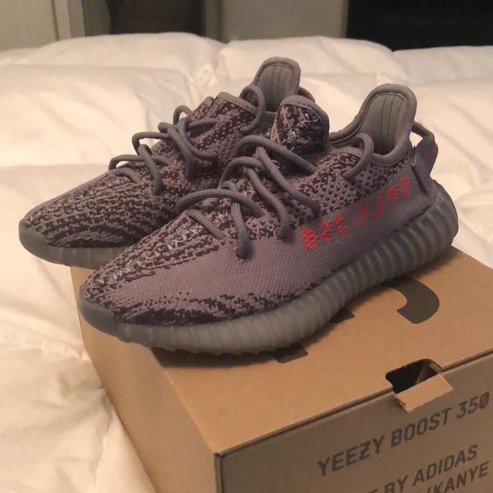 Yeezy Boost 350 V2